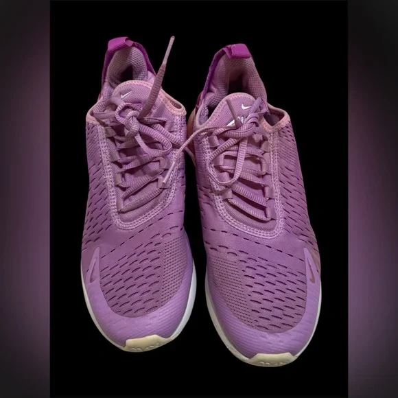 Nike Air Max 270 sneakers in a rush fuchsia colorway - Picture 1 of 3